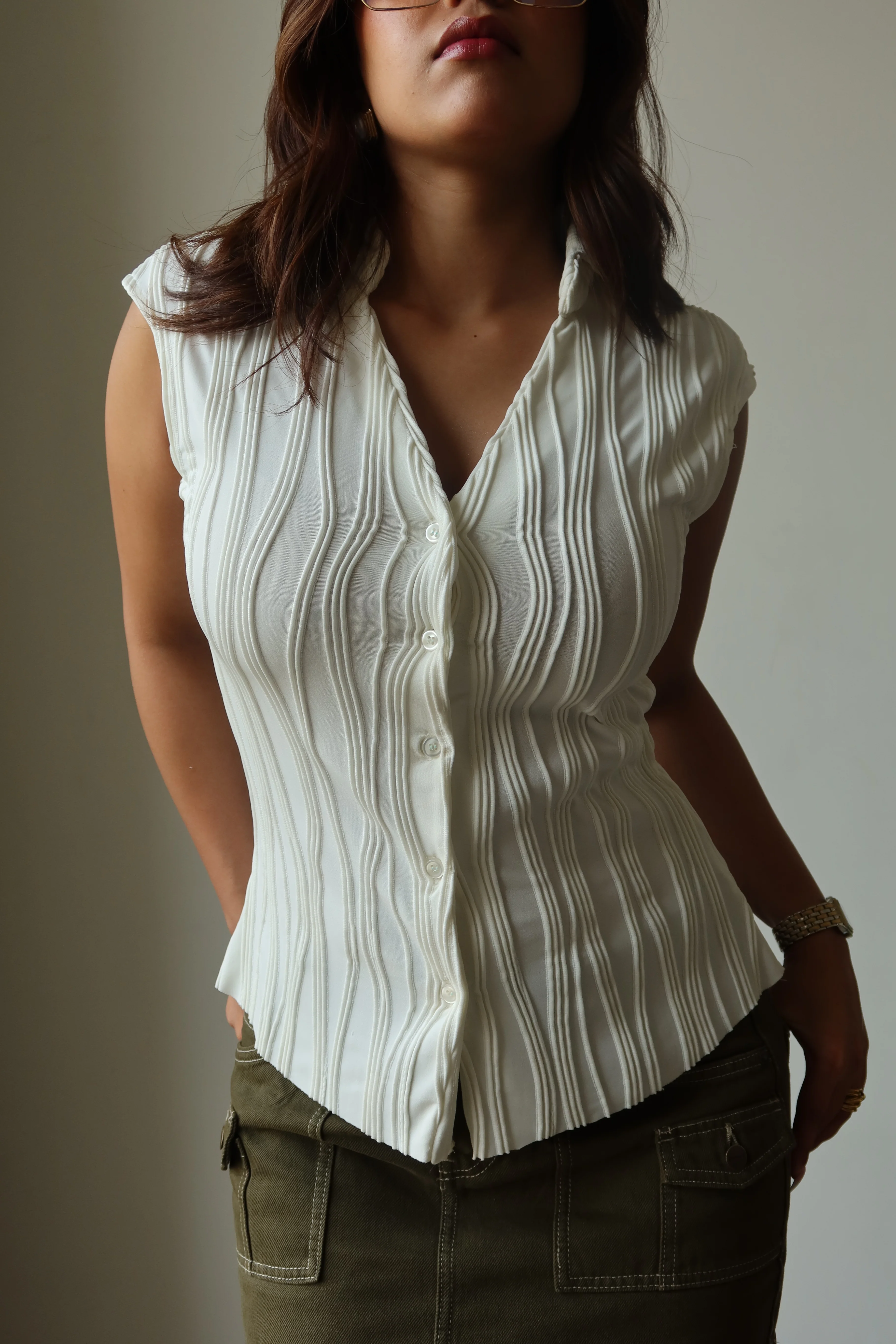 Wavy Aura Fitted Shirt - Image 8