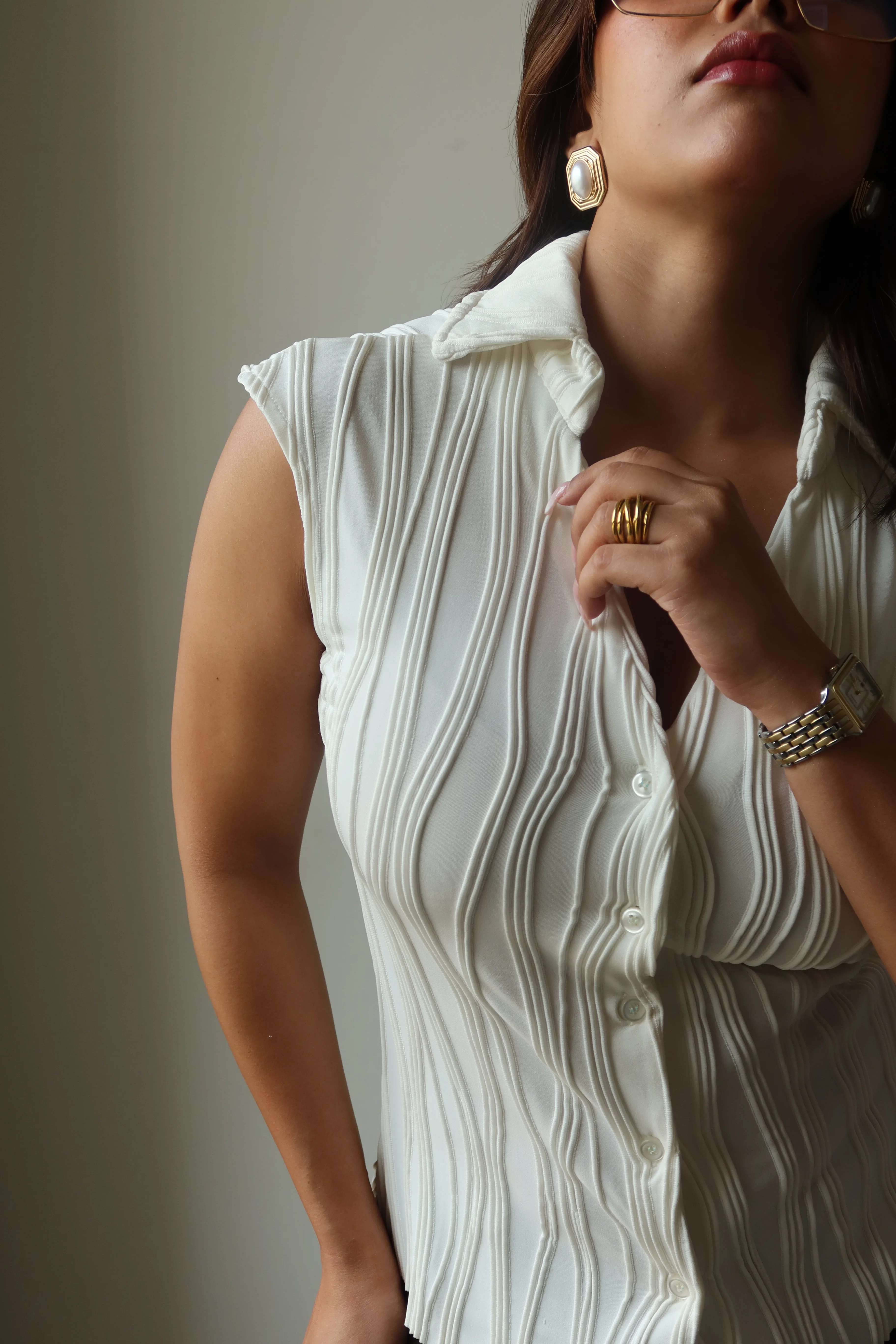 Wavy Aura Fitted Shirt - Image 9